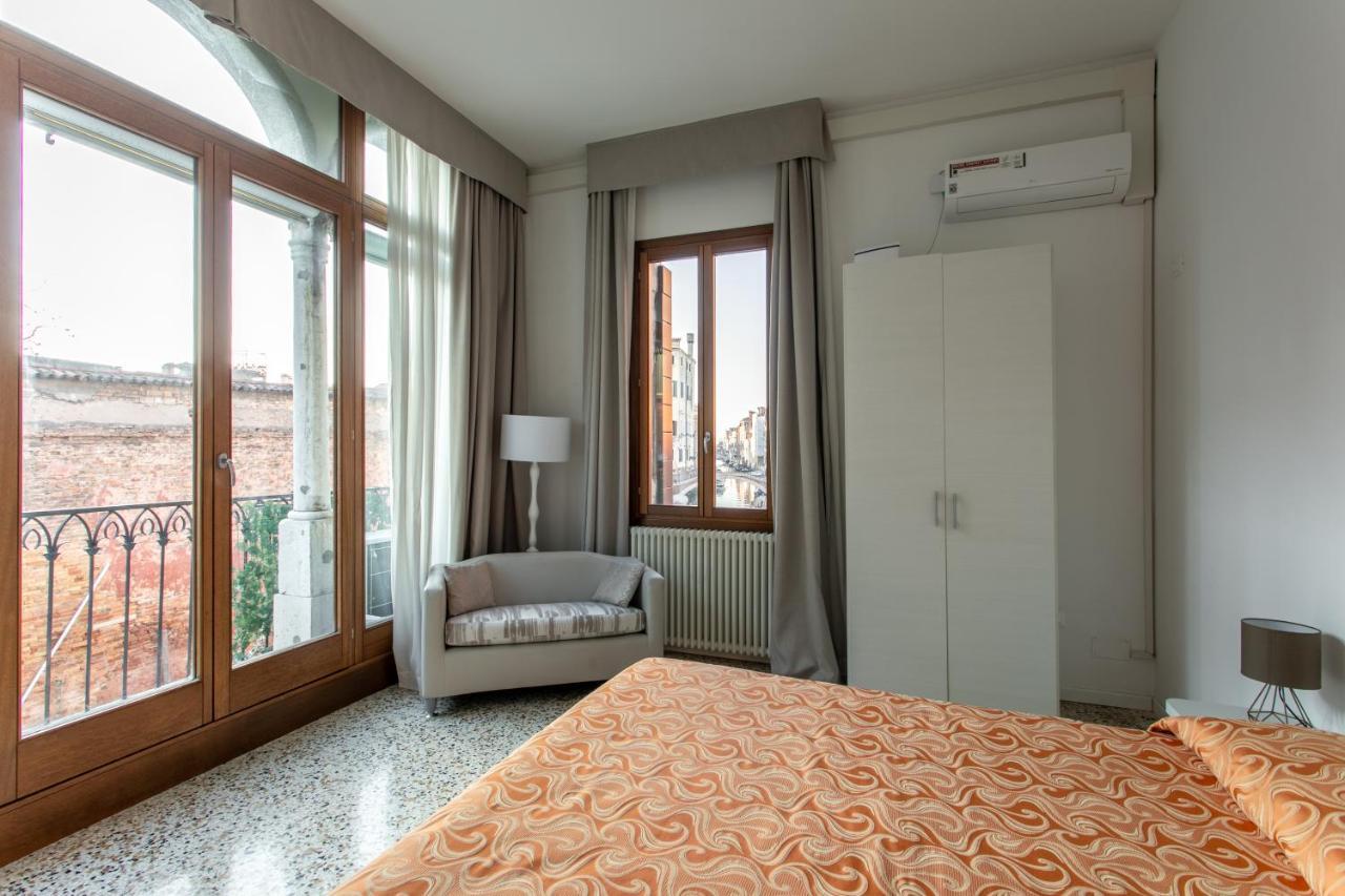 Canaletto Apartamento *